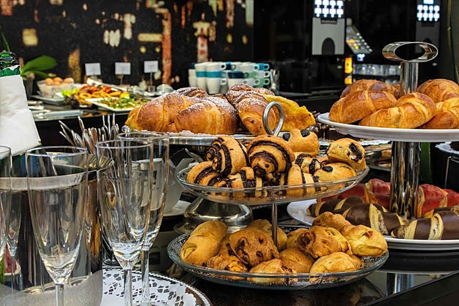 Carat Boutique Hotel