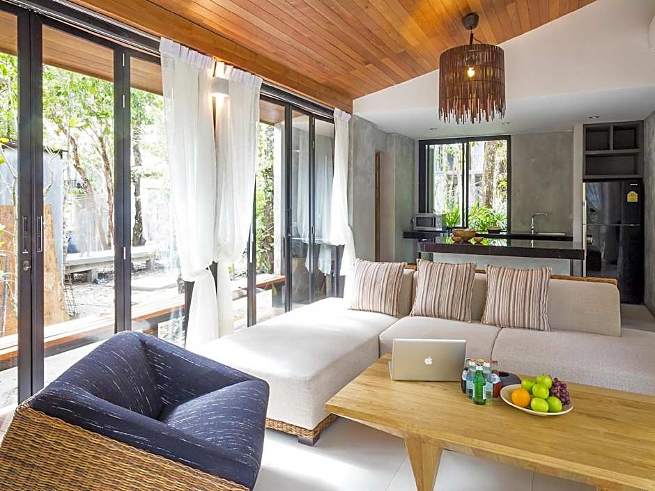 Villa Thalanena By The Beach