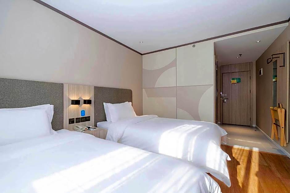 Hanting Hotel Qingdao Wanxiang City