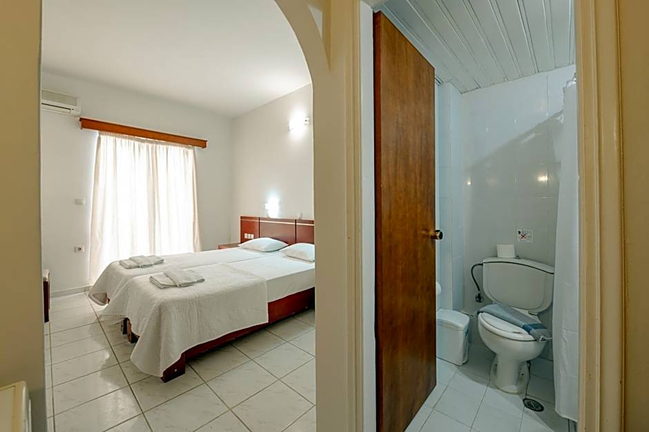 2 Beds, Garden View — 4 fotoğraftan 1. fotoğraf