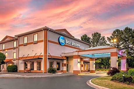 Best Western Carlton Suites