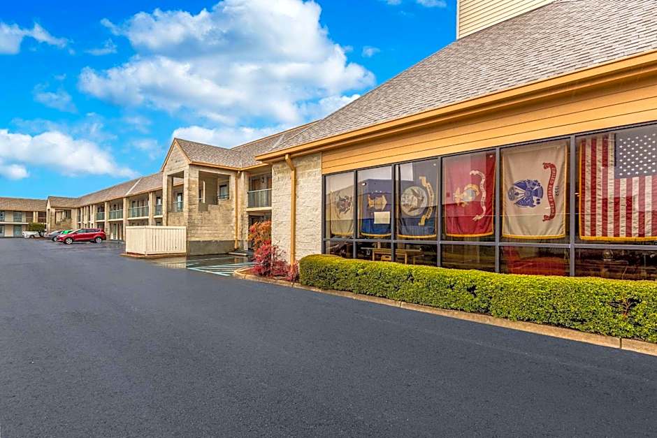 Econo Lodge Naval Station Norfolk