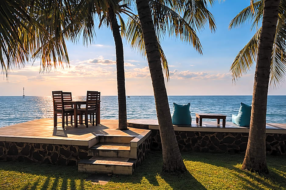 1000 Dream Bungalow & Restaurant