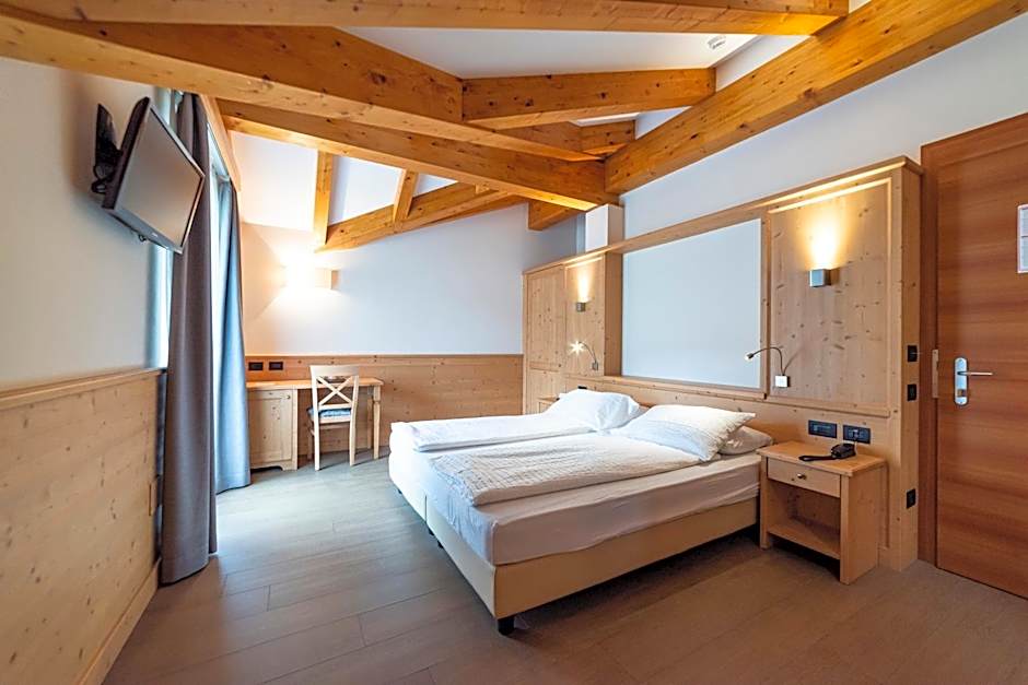 Hotel Garnì Paradisi - Wellness & Spa