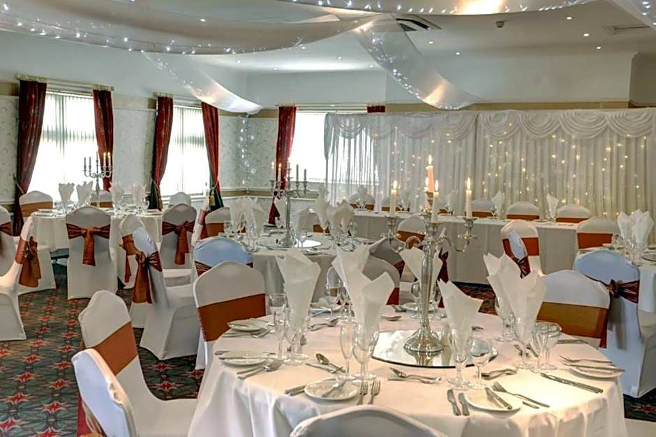 Broadfield Park Hotel