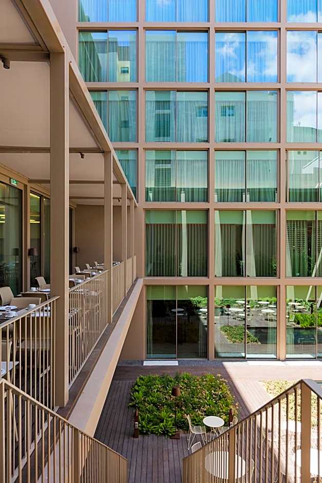 Lumen Hotel & The Lisbon Light Show