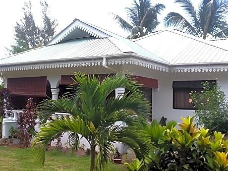 Coco Bay Guest House
