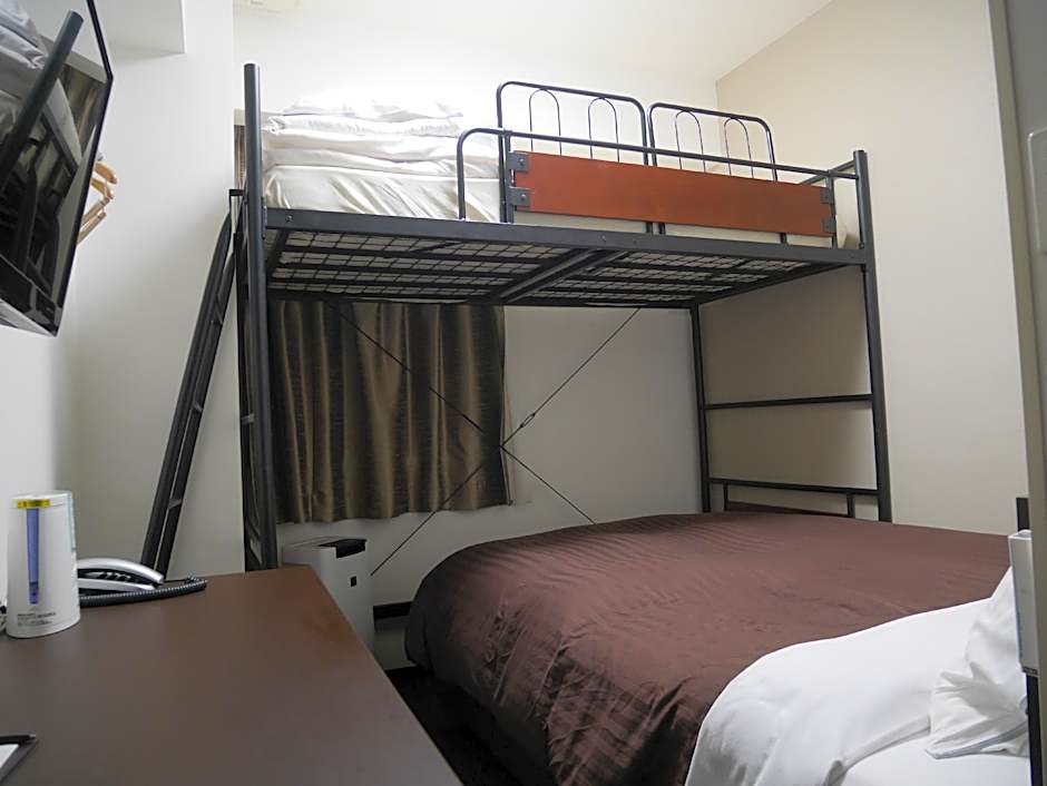 HOTEL GLANY'S KUMAGAYAEKIMAE