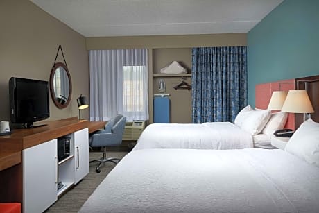 2 Queen Beds Nonsmoking