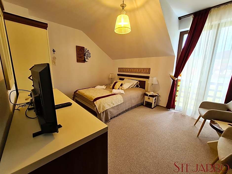 Stejarro Conac Moldovenesc