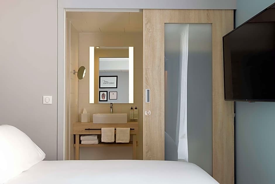 Hampton by Hilton Tours Centre