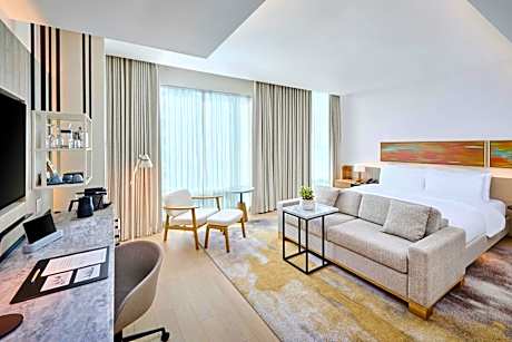 King Studio Suite