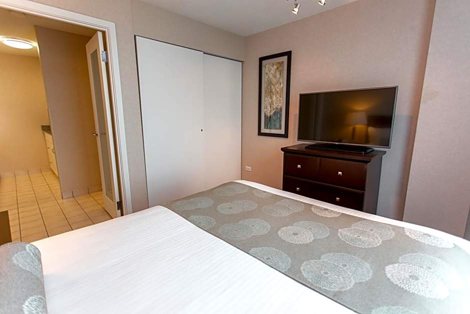 Campus Tower Suite Hotel