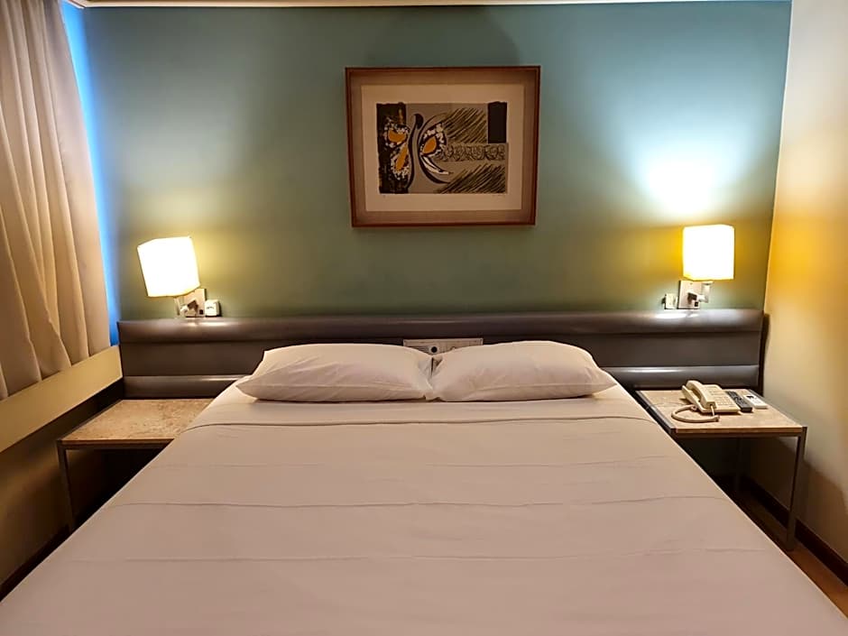 Alta Reggia Plaza Hotel