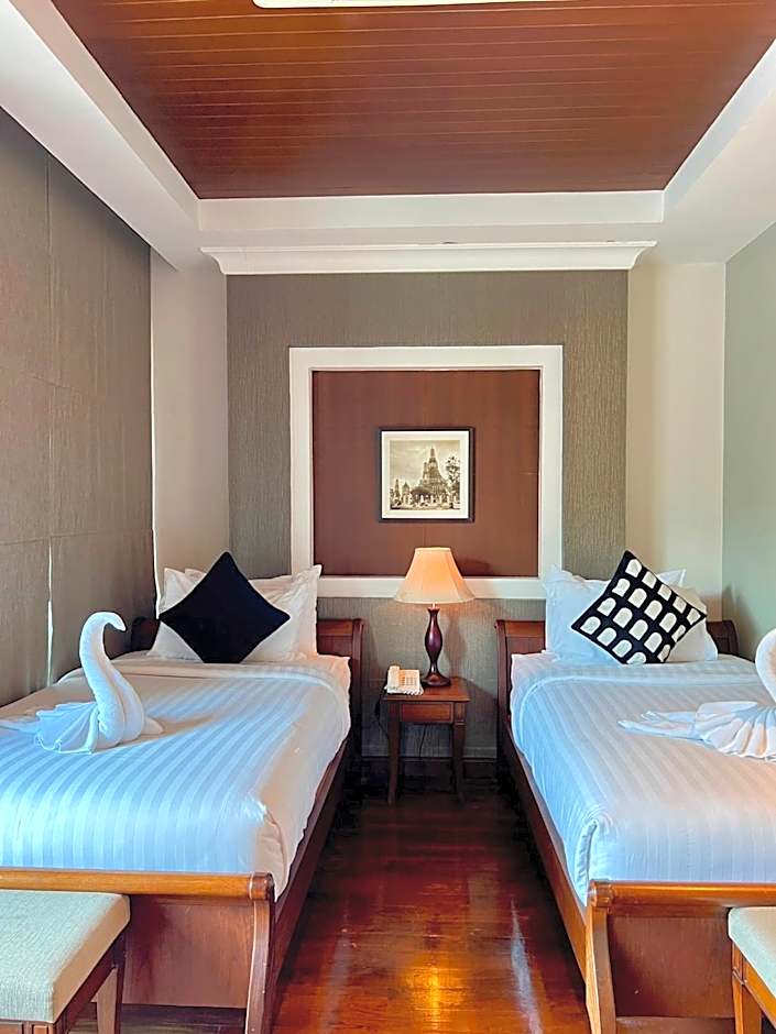 Yotaka Bangkok Hotel