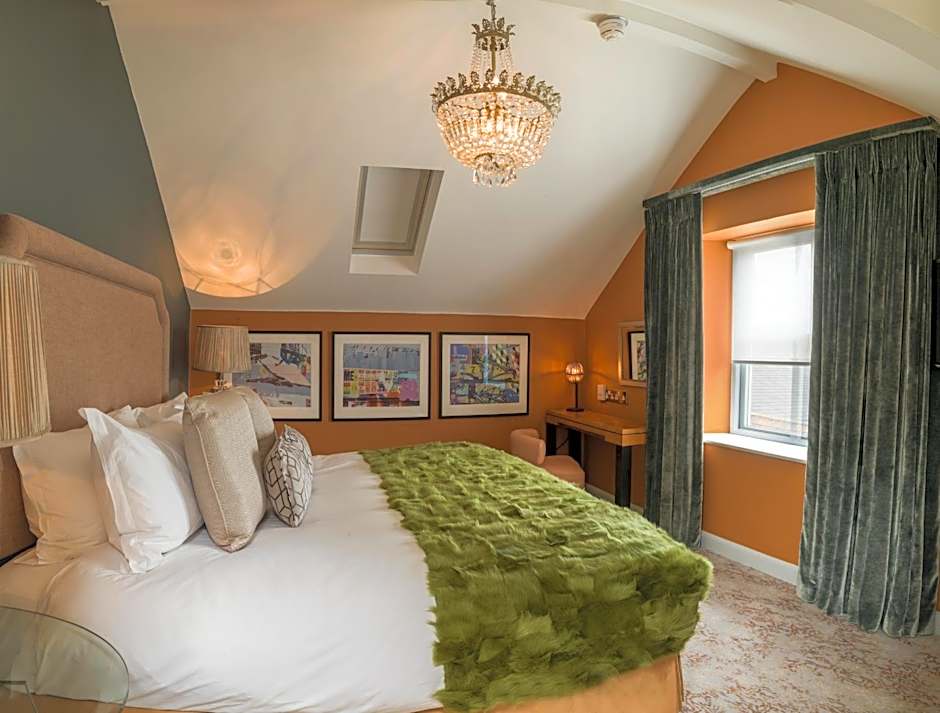 Photo 1 of 8 of Junior Suite