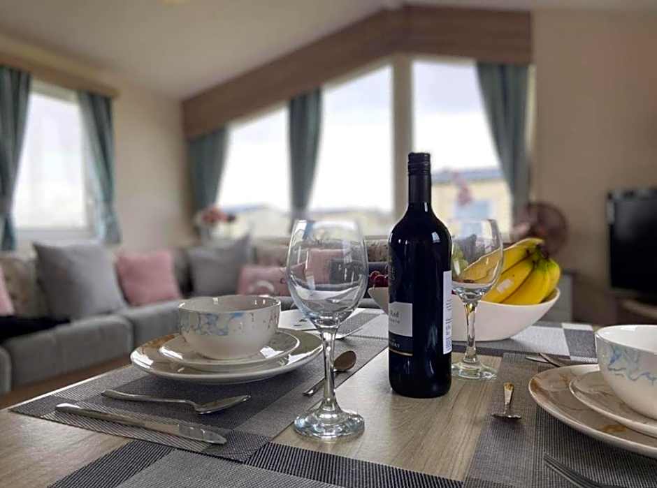 Tunstall view Caravan Holidays at Sand le Mere