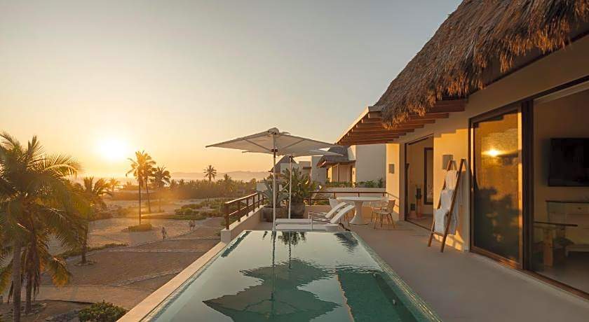 Marea Beachfront Villas