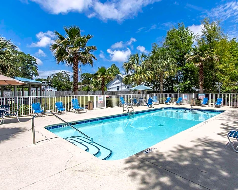 Suburban Extended Stay Hotel Pensacola