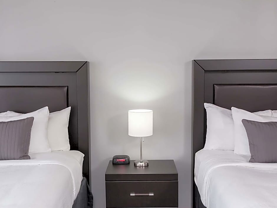 Baymont by Wyndham Glenview