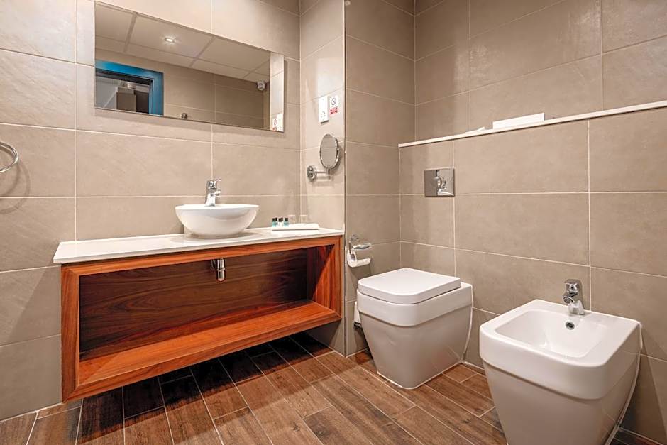 Golden Tulip Vivaldi Hotel