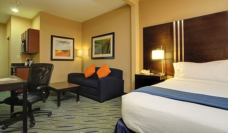 Holiday Inn Express Hotel & Suites Midwest City By IHG