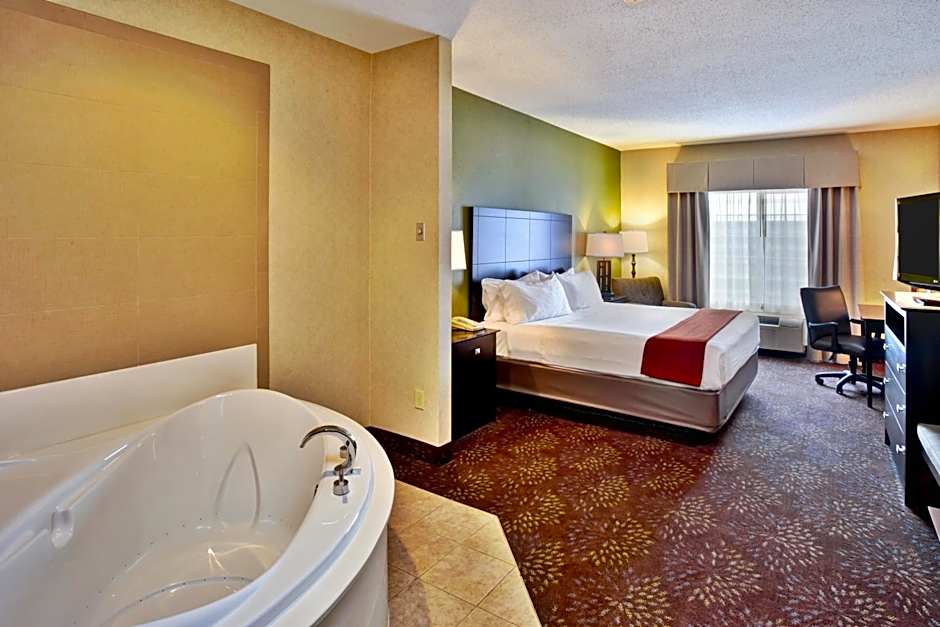 Holiday Inn Express Hotel & Suites Woodhaven By IHG