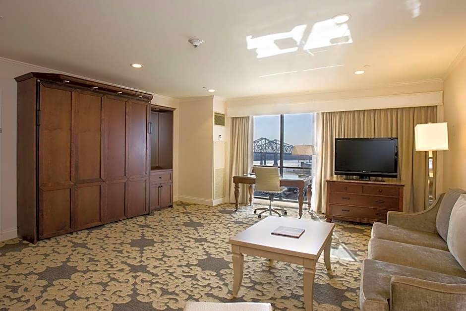 Hilton New Orleans Riverside
