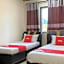 OYO 90324 Muar Station Hotel