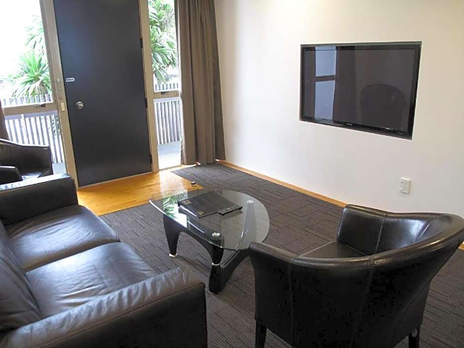 Auto Lodge Motor Inn