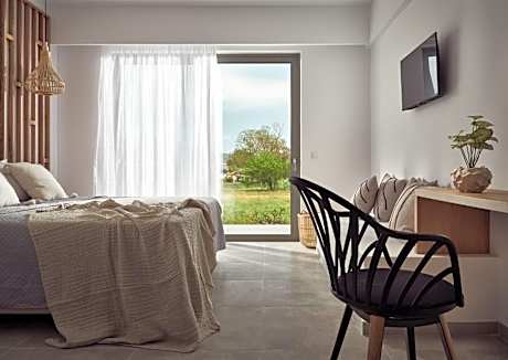 Cassiopeia Rooms & Suites