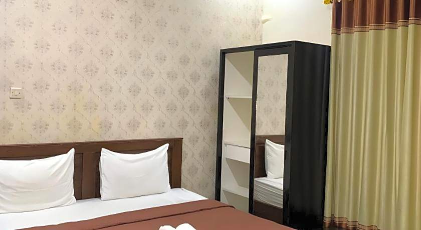 Prime Adisucipto Hotel