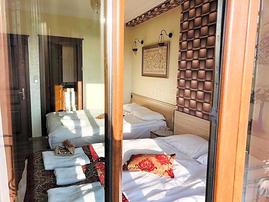 Theodian Hotel