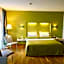 Nymphe Strandhotel & Apartments