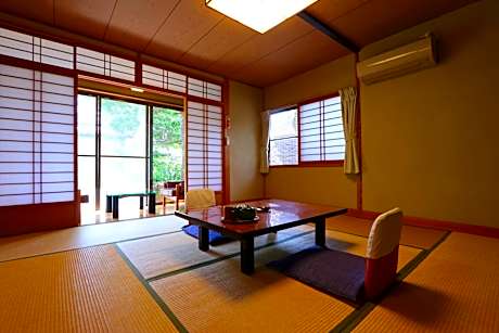Japanese-Style Room