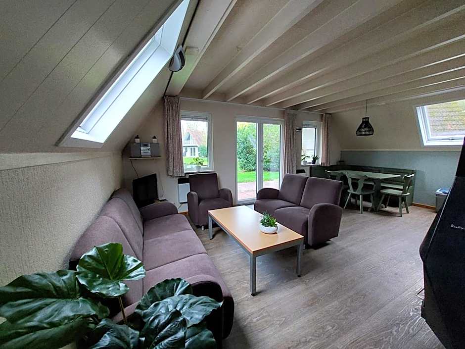 De Vecht, 124 - centraal gelegen aan vijver