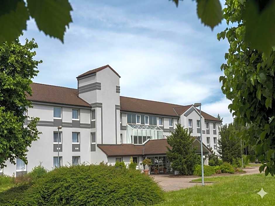Peine Salzgitter Hotel by Belvilla