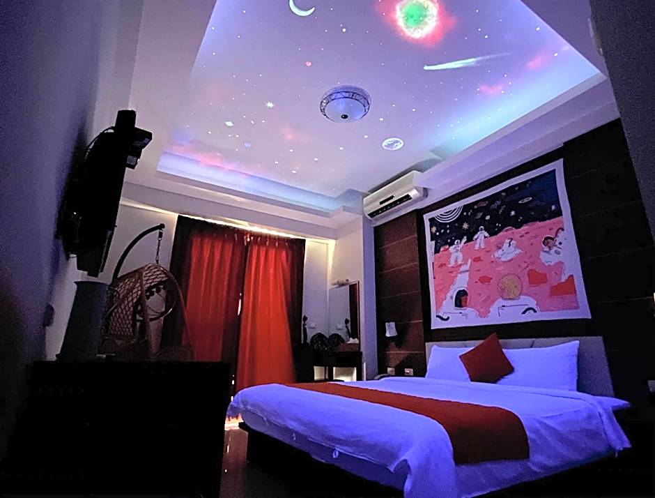 Warner Leisur Hotel