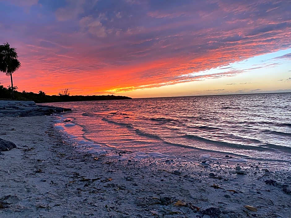 Ikarus Costa Mujeres Eco Lodge Sunset View