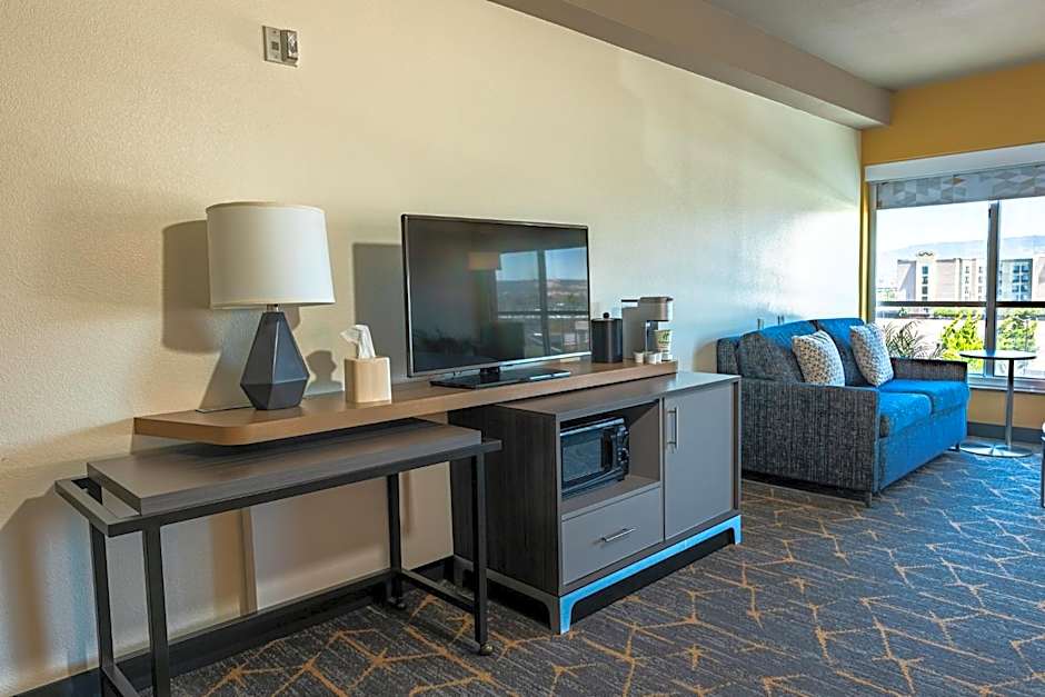 Holiday Inn Oakland Airport By IHG