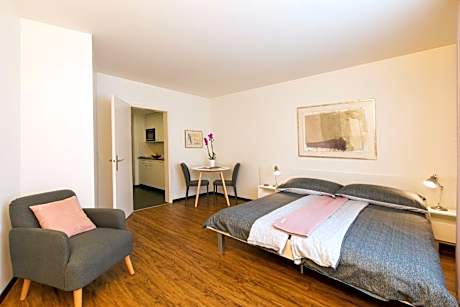 Single Apartment
