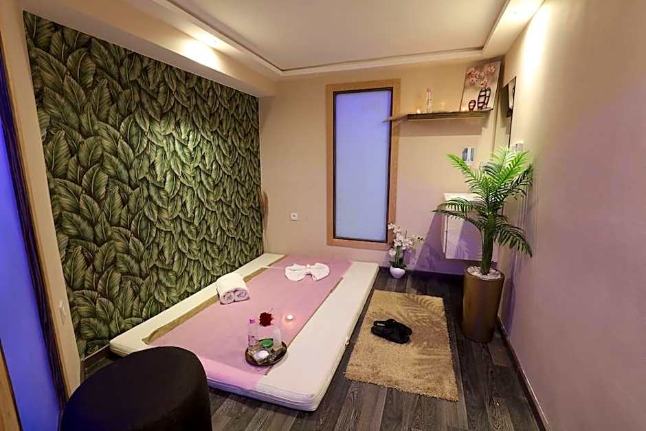 SILVER SUITE HOTEL & SPA