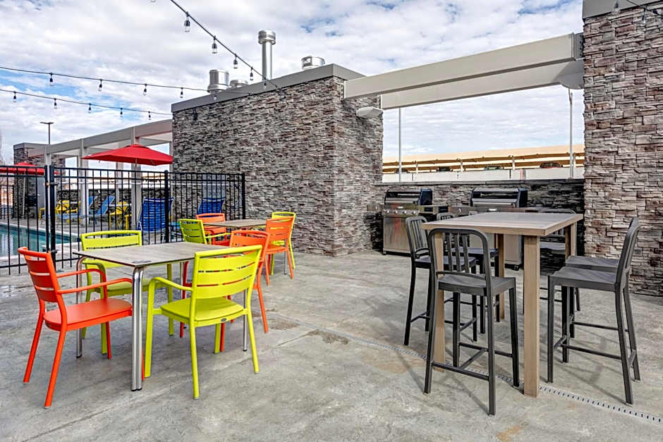 Home2 Suites by Hilton Tulsa Airport