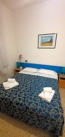 Double Room with Balcony and Sea View