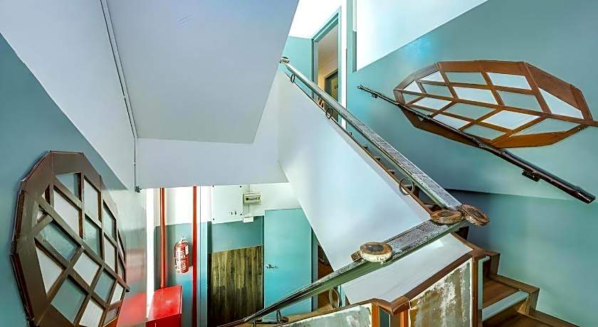 OYO 210 Hotel Five 2