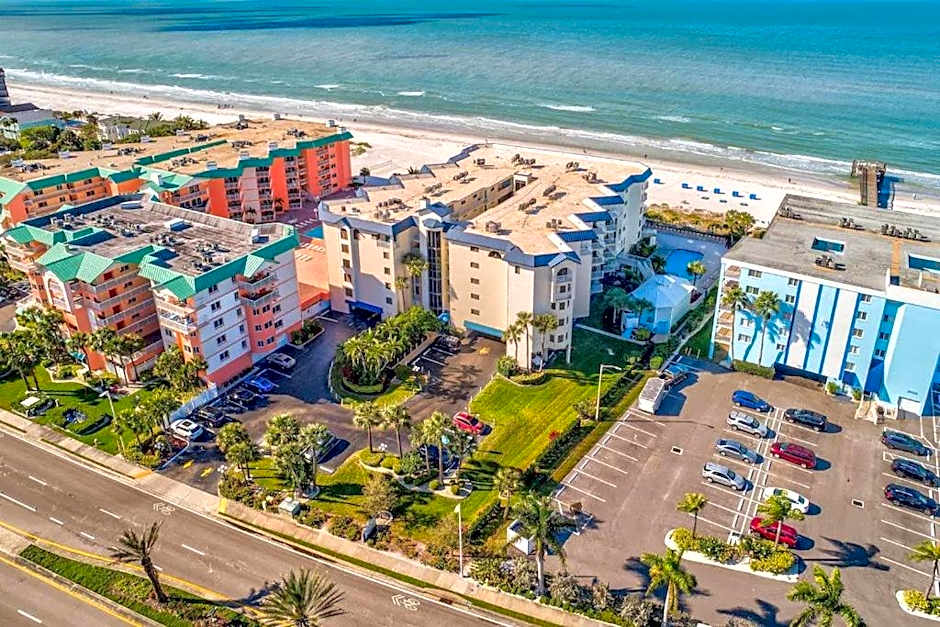 Beach Palms- Unit 102