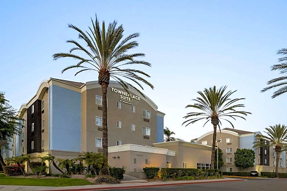 TownePlace Suites by Marriott Anaheim Maingate Near Angel Stadium