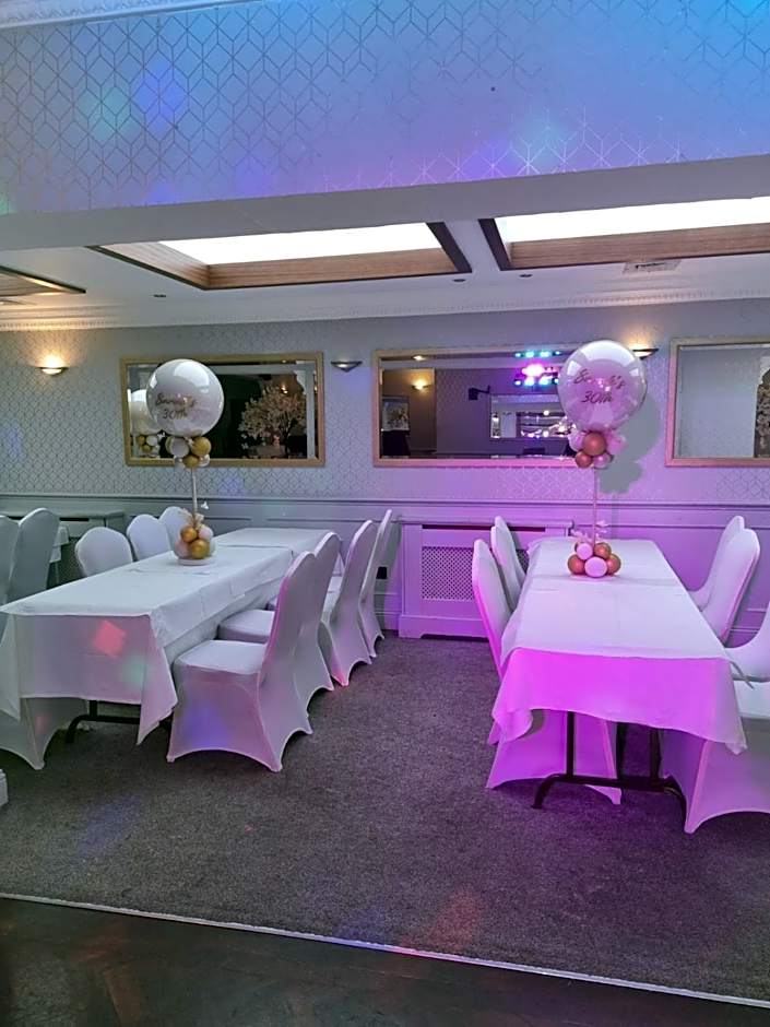 Maples House Hotel