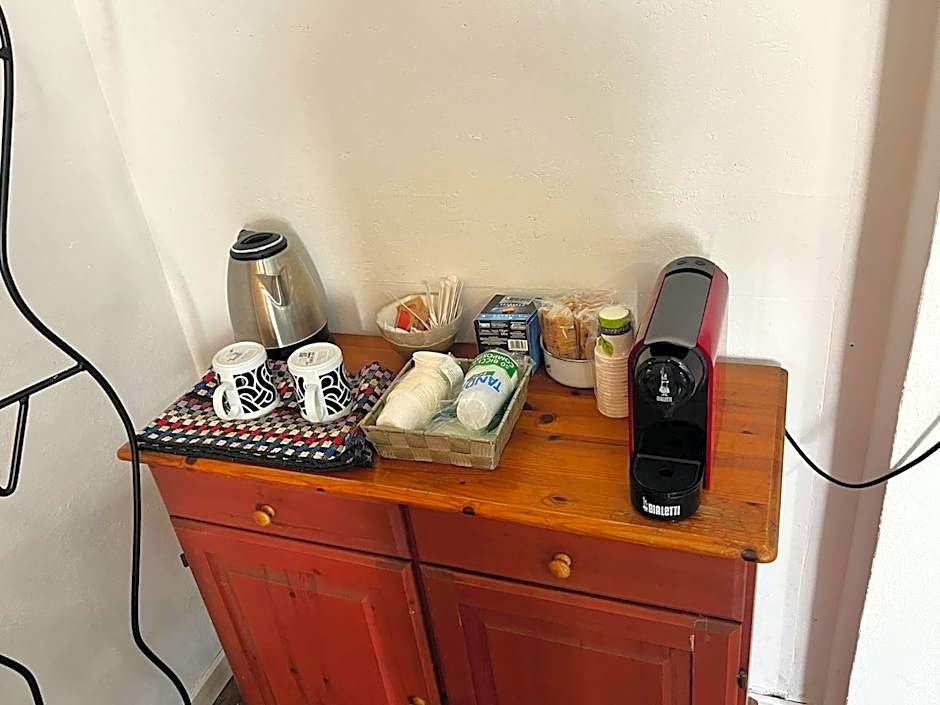 Room Saronno + B&B