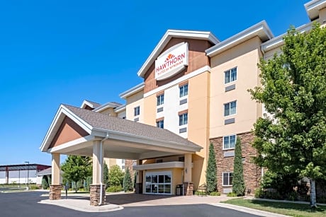 Hawthorn Suites by Wyndham Williston